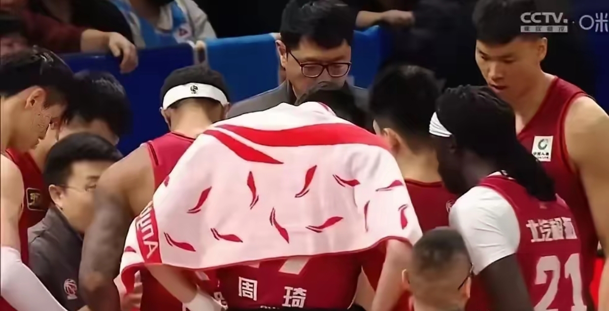 世俱杯官网-包含新晋球队表现抢眼，触底反弹成为焦点的词条